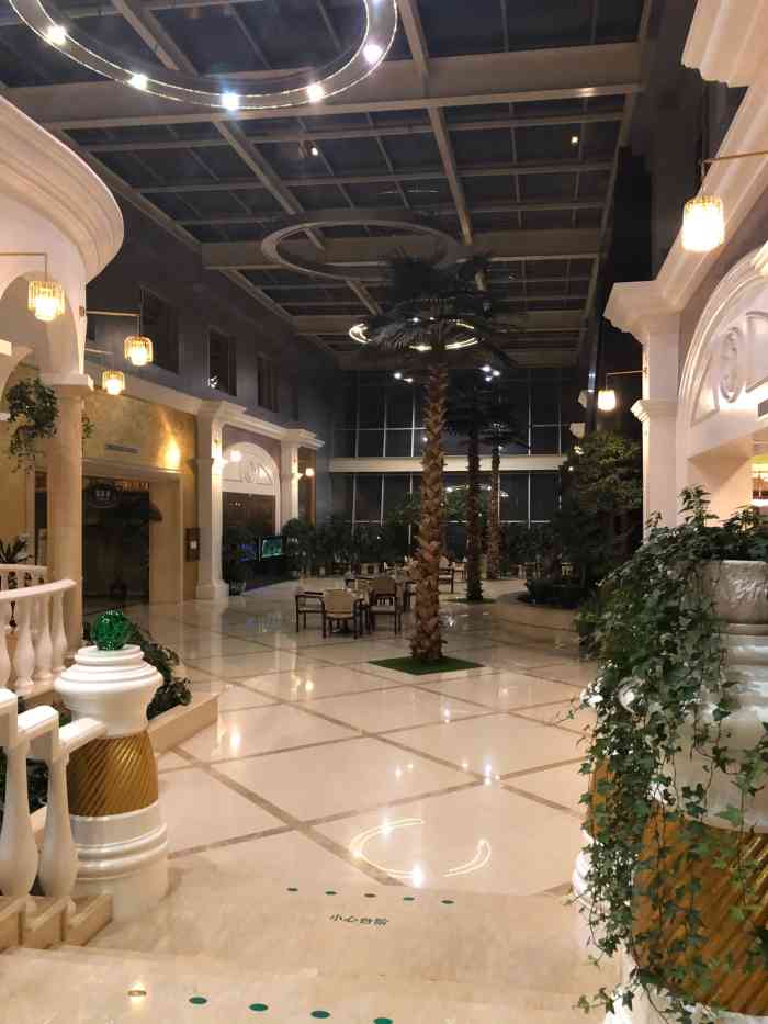 清原宾馆-"交通属于当地繁华的中心地带了.去火车站也.