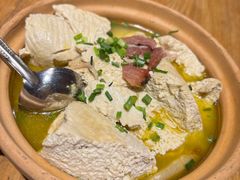 -头上红煨盐鸡乡村食府