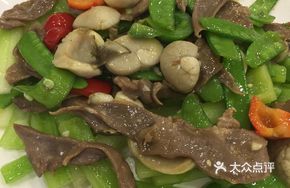 Scallops Stir-fried with Large Fish Fillet