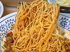 -李与白包子铺(桐梓林店)