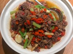 -费大厨辣椒炒肉(万家丽一店)