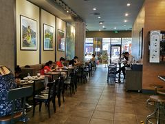 大堂-星巴克(深圳龙华人民北店)