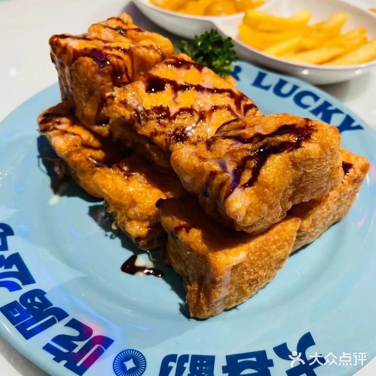 是我在茶餐厅喝过最浓的港式奶茶了 价格也是挺划算的