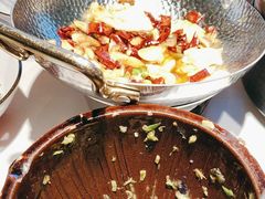 -费大厨辣椒炒肉(高铁吾悦广场店)