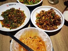 -建辉湖南土菜馆(南大街店)