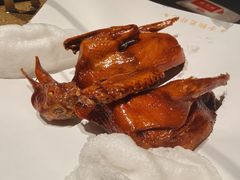 脆皮乳鸽-鸽子侯·家宴·平价海鲜(市图书馆店)