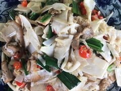 炒鲜笋-生态苑农庄(十里画廊遇龙河店)