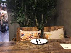 -HIGH FIVE哈福手工汉堡(桂林路店)