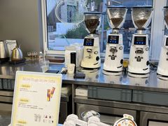 -HUGS coffee(东区店)