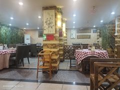 大堂-朕悦鹧鸪饭私房菜