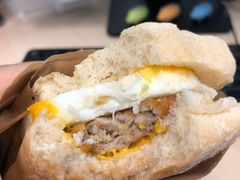 猪柳蛋帕尼尼-肯德基(东直门来福士店)