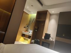 -广州高铁南站亚朵酒店