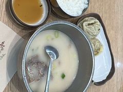 -神仙雪浓汤(明洞店)