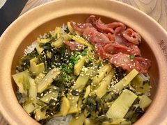 -煲仔皇腊味煲仔饭(经四万达店)