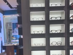 -LensCrafters亮视点(东方新天地店)