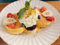 -304/BRUNCHRESTAURANT