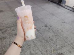 -沪上阿姨·精选茶饮(融创公馆店)