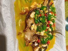 招牌纸烤鲈鱼-旅马餐厅(茅家埠店)