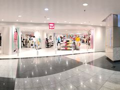 -优衣库(上海正大广场店)