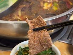 -沈记酸菜牛肉火锅店(九号路店)