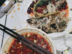 -蛙一刀·麻椒鱼火锅(金仙桥店)