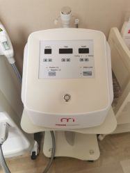 -咪咪专业脱毛连锁机构