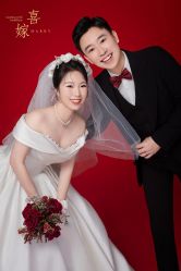 点击看大图 -挪娅婚纱摄影皇家会所