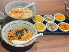 -蟹黄鱼·海派深夜面馆(巨鹿路店)