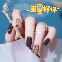 -吉吉靓甲美睫