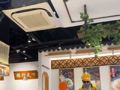 -馋三尺蟹粉小笼(人民广场店)