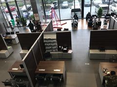 -奔驰上海利星(七宝店)