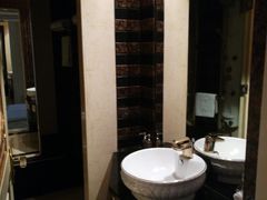 -南洋冠盛酒店(广州天河公园地铁站店)