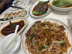 -云庭汇·粤菜海鲜(东盟盛天地店)