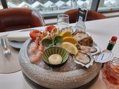 -斯普汇生蚝牛排馆(中骏世界城店)