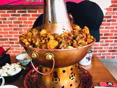 -炉小二铜锅牛蛙•川湘菜(三里屯店)