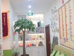 -星视野儿童近视弱视视力训练中心(富荟店)