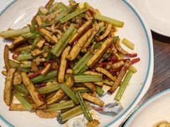 -民间瓦缸煨汤館(嵩山路店)