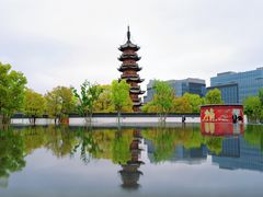 -龙华寺