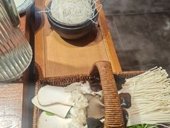 -围炉·云南铜瓢牛肉火锅(桐柏路店)