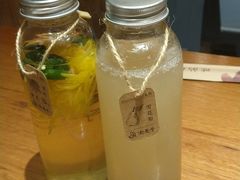 -渝是乎酸菜鱼(龙旗购物中心店)