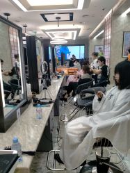 -AKOZO Beauty Salon
