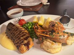 -卡佩罗意大利餐厅及酒吧Al Cappello Trattoria