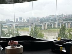 -Yolo私汤温泉设计师酒店(重庆南滨路店)