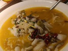 -荷塘秋月·本帮江浙菜(国权路店)