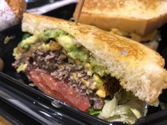 -The Habit Burger Grill 哈比特汉堡(爱琴海店)