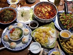-快乐老家三鲜饺子东北菜(南六中路店)