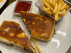 -WOLFGANG PUCK KITCHEN & BAR(迪士尼小镇店)
