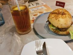 -必胜客(上海新南方商城PH店)