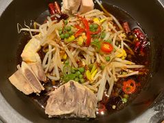 -云海肴·汽锅鸡·云南菜(天山百盛优客店)