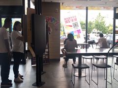 大堂-麦当劳(瓦房店世纪广场店)